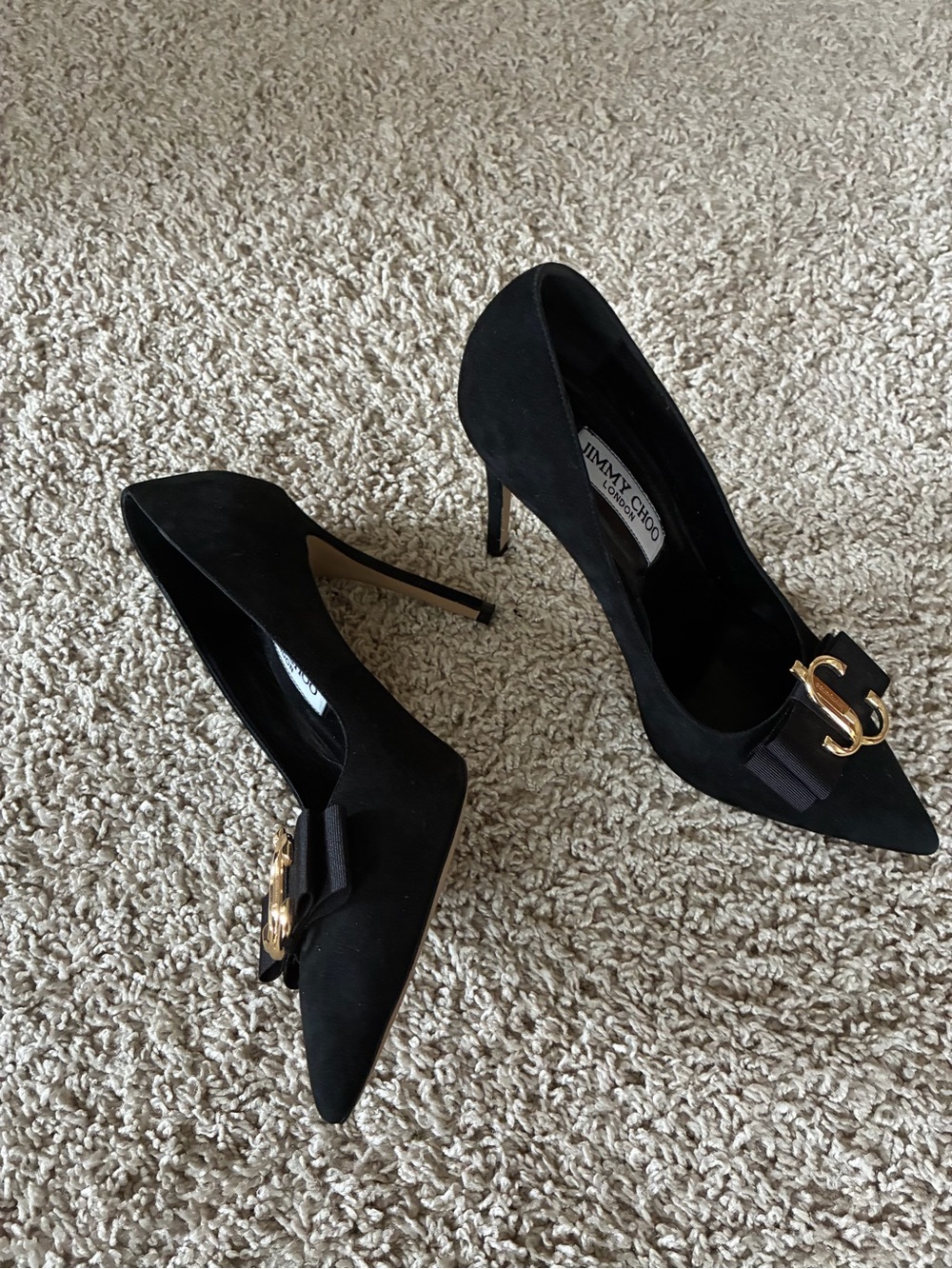 Jimmy Choo Black Pointed Toe Bow Pumps with Gold CC Emblem - Picture 5 of 12